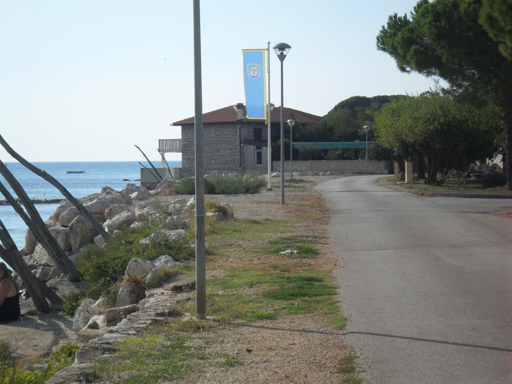 אומאג Marija Rooms & Apartments מראה חיצוני תמונה