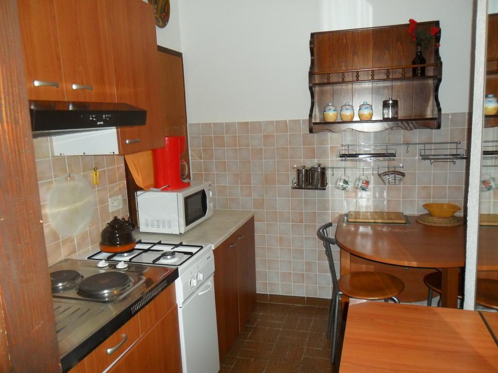 אומאג Marija Rooms & Apartments מראה חיצוני תמונה