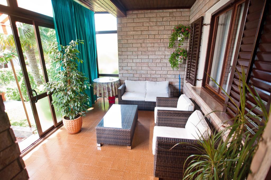 אומאג Marija Rooms & Apartments מראה חיצוני תמונה